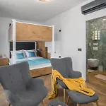 Golden Shine Ferienhaus *