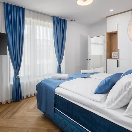 Golden Shine Будинок відпочинку Пореч