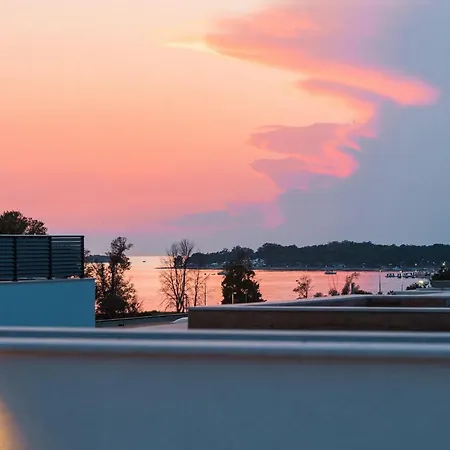 Golden Shine * Poreč