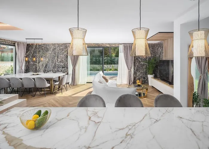 Golden Shine * Пореч