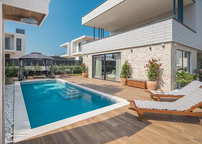 Golden Shine Пореч